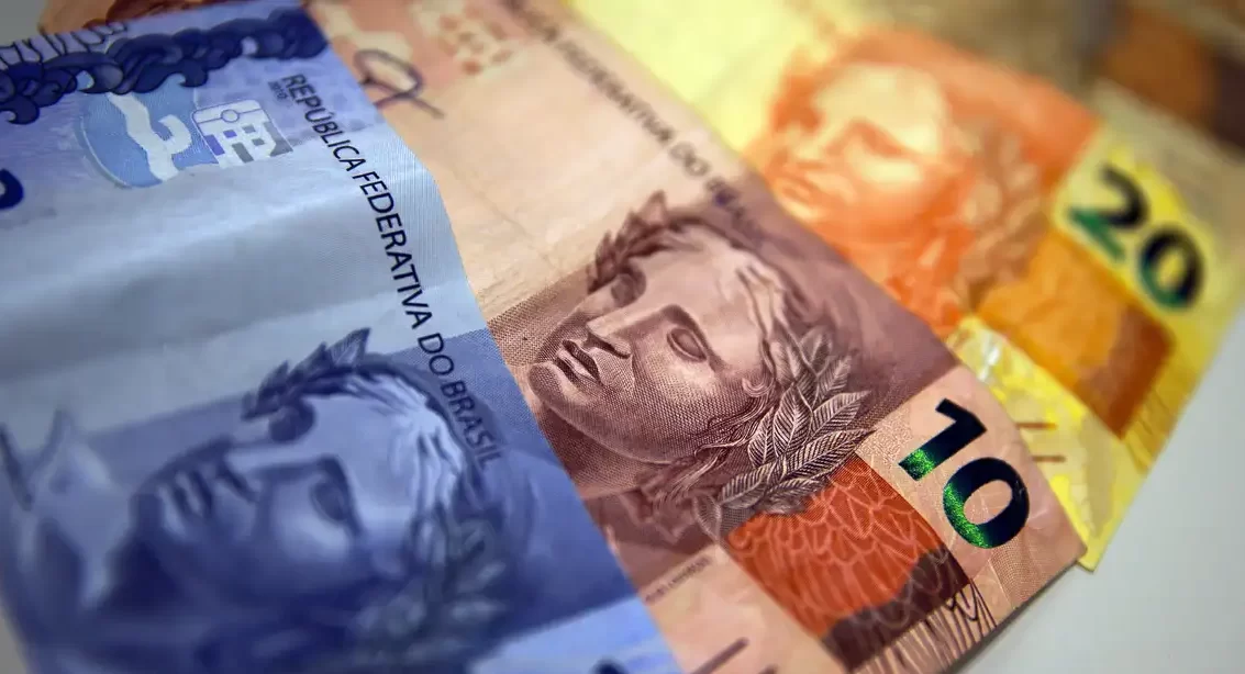 Mercado reduz previsão da inflação para 3,95% este ano