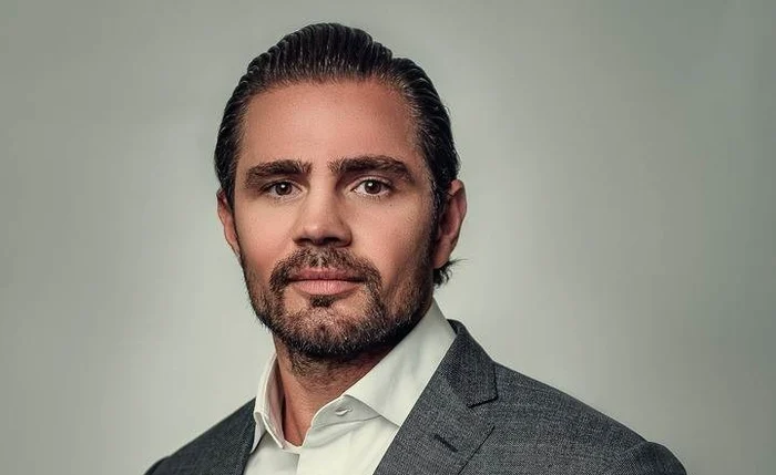 Celular de Vorcaro reúne contatos de Lira, Hugo Motta e Nikolas Ferreira