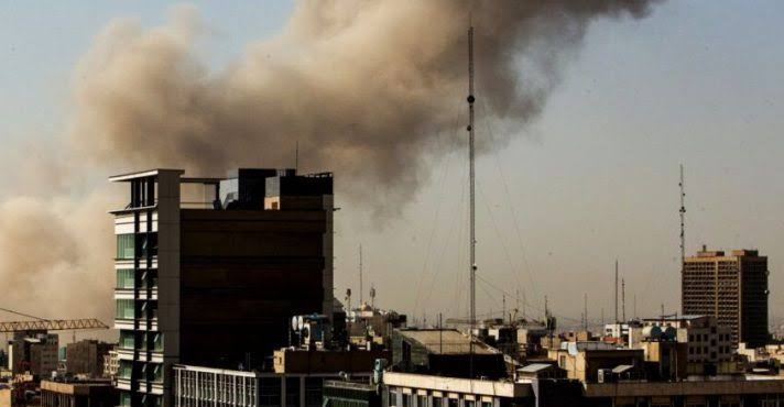 Ataques ao Irã deixam ao menos 201 mortos e cerca de 750 feridos