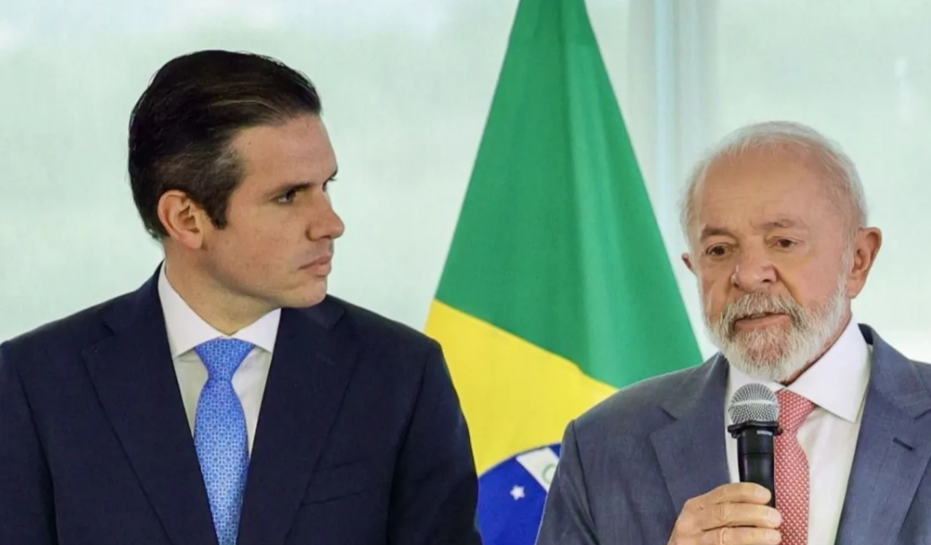 Presidente Lula e Hugo Motta têm reunião decisiva sobre jornada 6×1, nesta segunda-feira (25)