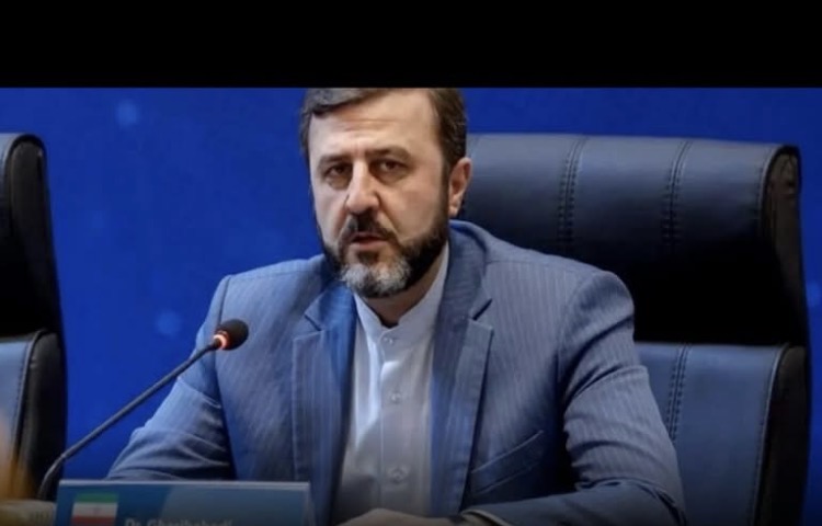 Irã confirma acordo com EUA e diz manter controle do Estreito Ormuz