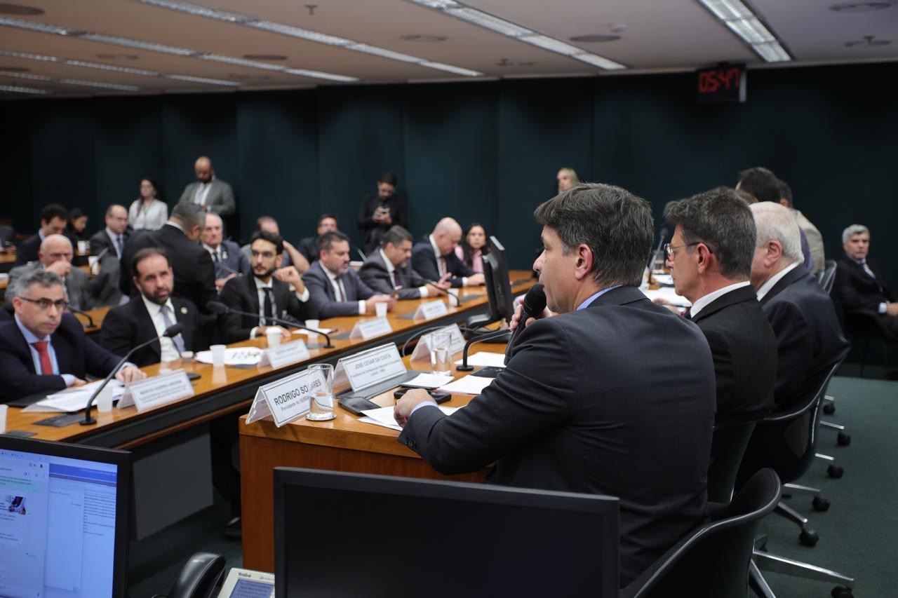 Em Brasília, Sebrae defende na Câmara aprovação de projeto de lei do governo federal para aumentar o teto de faturamento do MEI