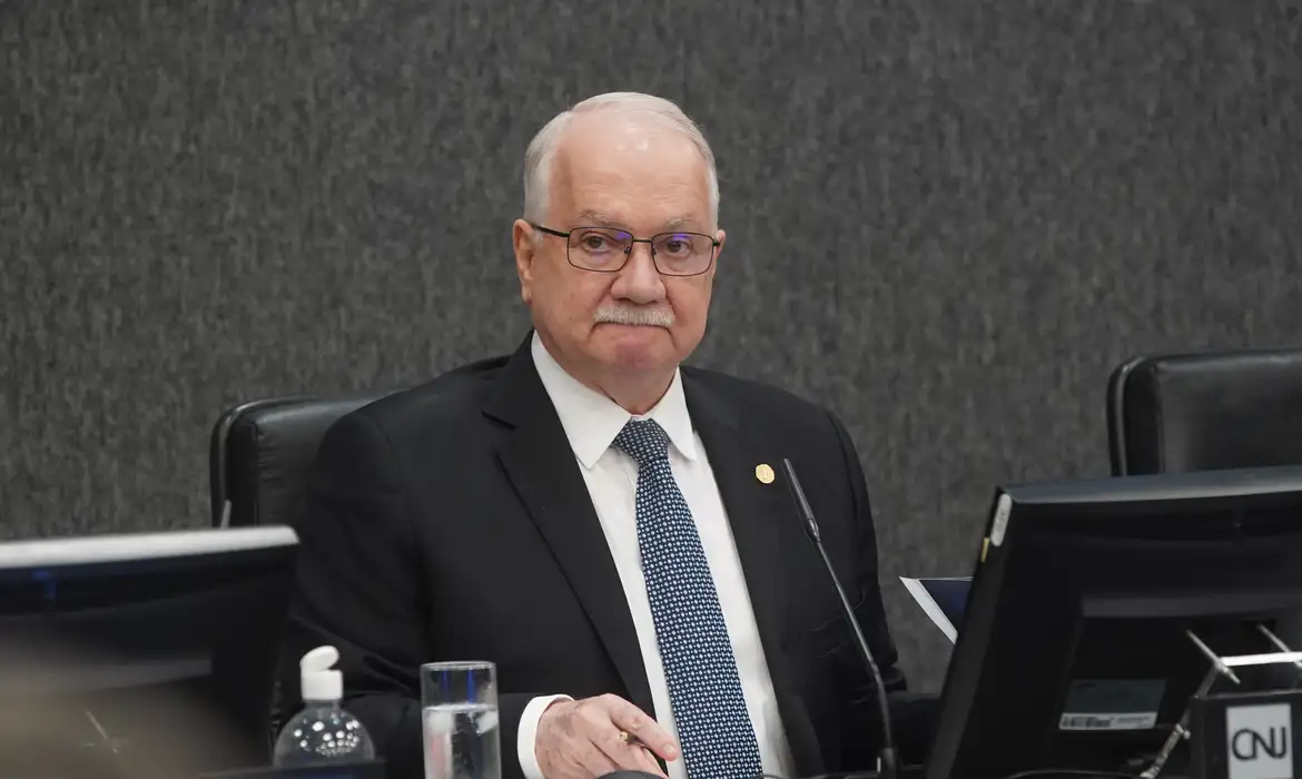 Banco Master: Fachin diz que medidas serão anunciadas pelo STF no tempo devido