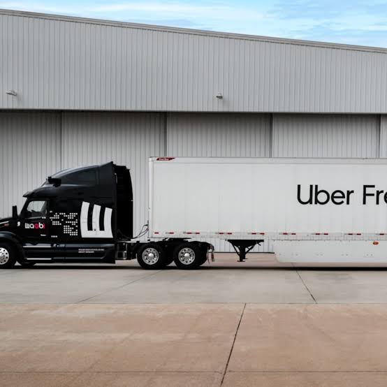 Startup do Ceará cria “Uber para frete” para ligar motoristas independentes a clientes